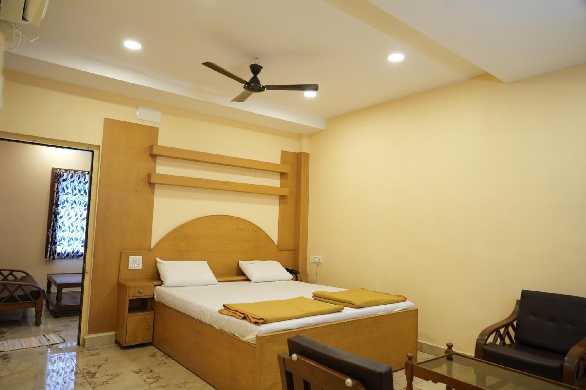 Pollāchi Sri Krishnan Residency酒店 外观 照片