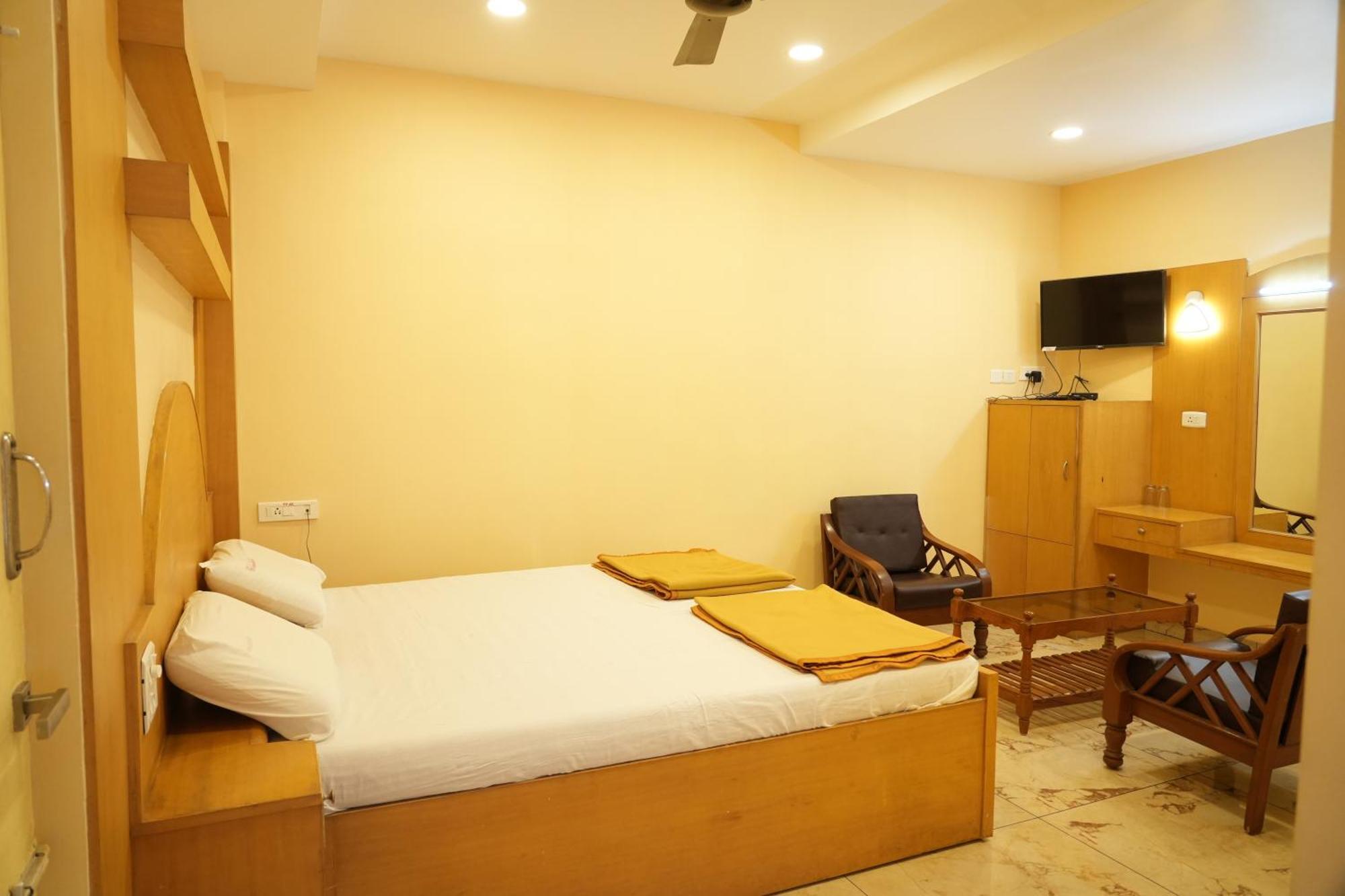 Pollāchi Sri Krishnan Residency酒店 外观 照片